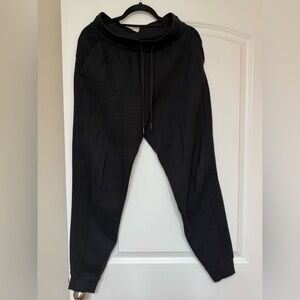 Women’s Lululemon Scuba Joggers
